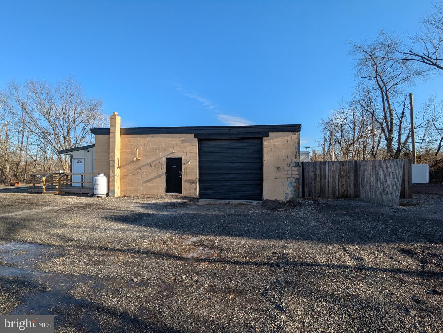 3938-3940 Ridge Pike Property Photo 16