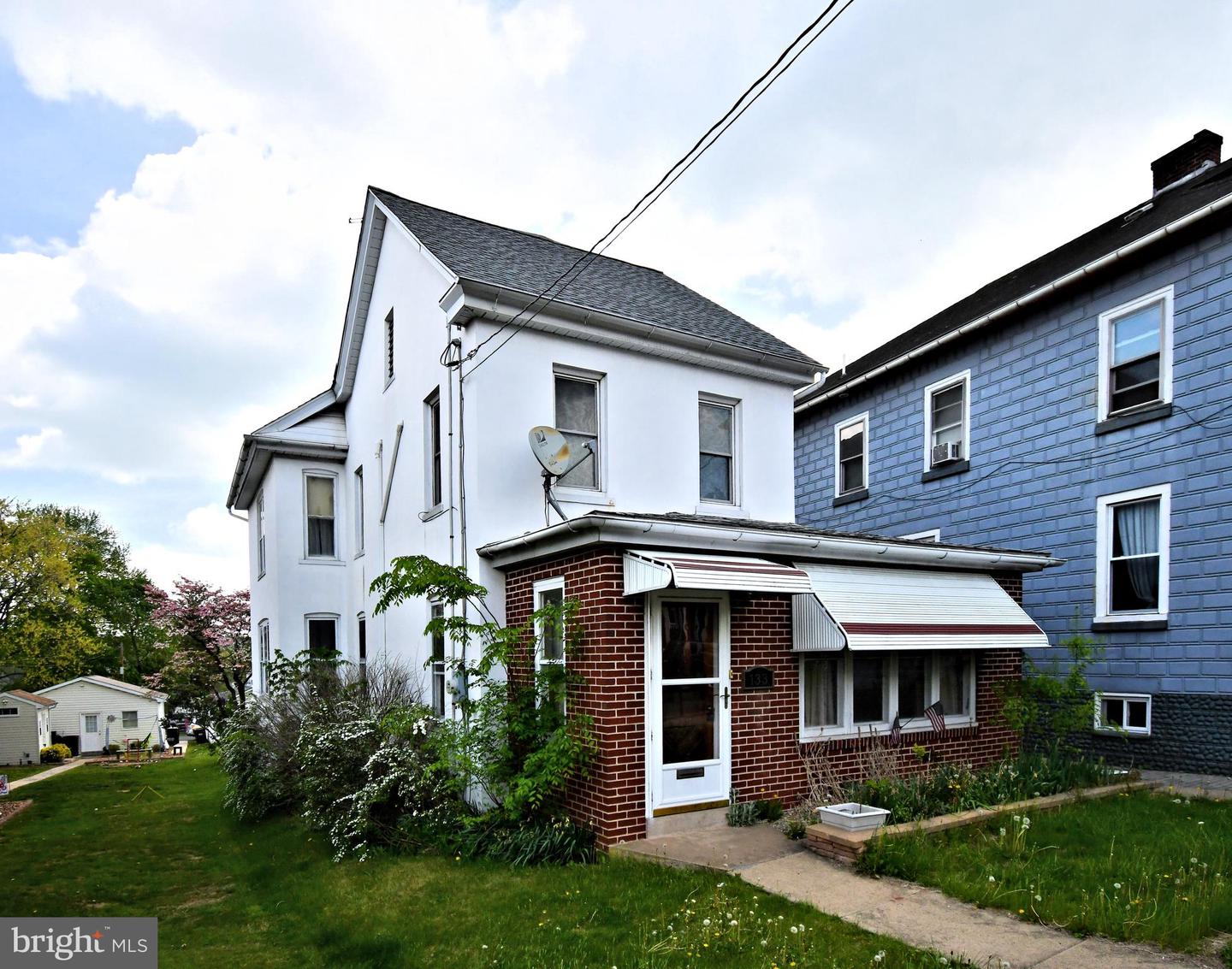 133 Main St Property Photo 1