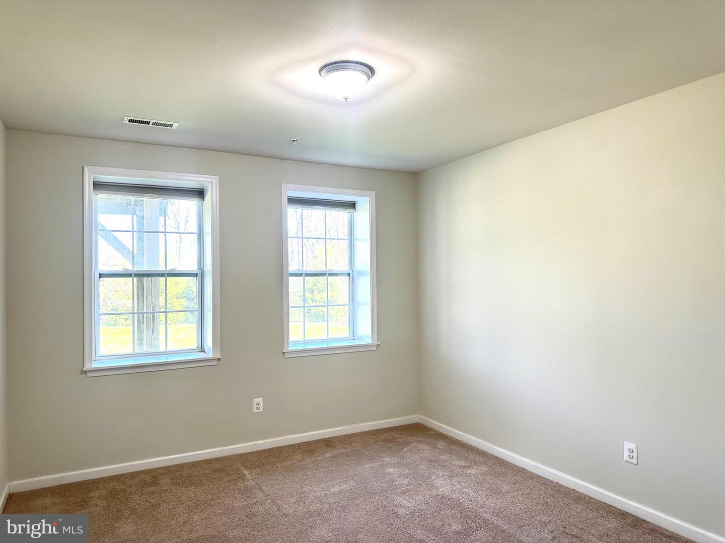 116 High Point Ave Property Photo 20