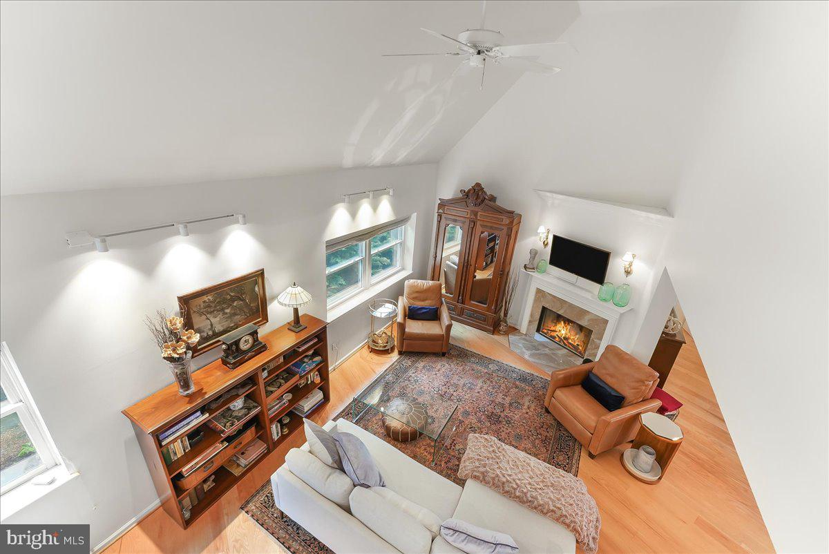 237 W MONTGOMERY AVE #3K Property Photo 1