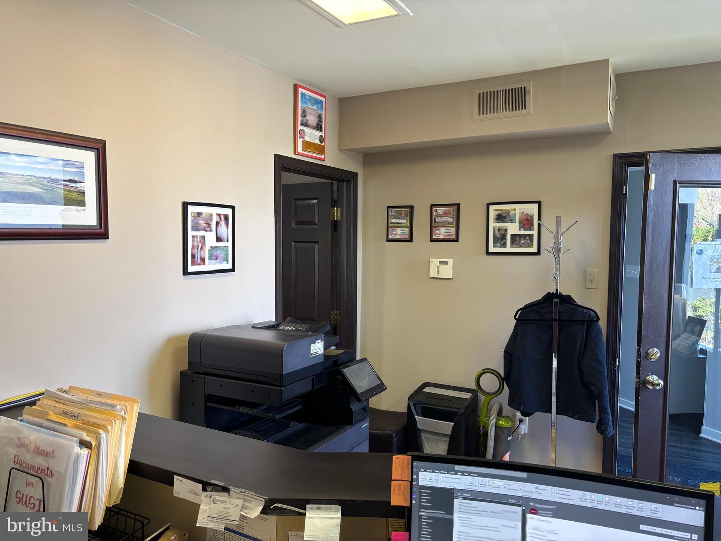 644 Germantown #1b Property Photo 3