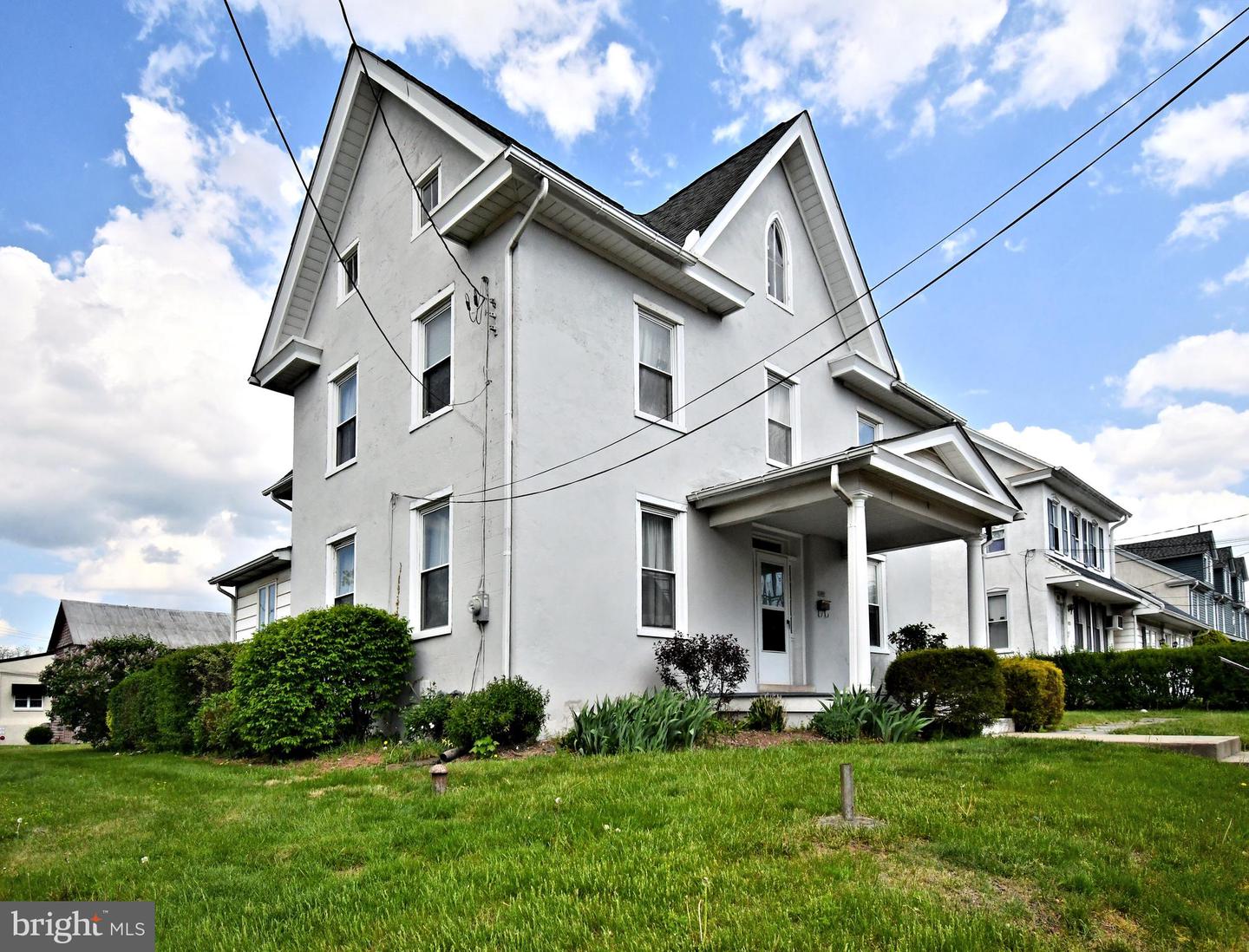 505 S Main St Property Photo