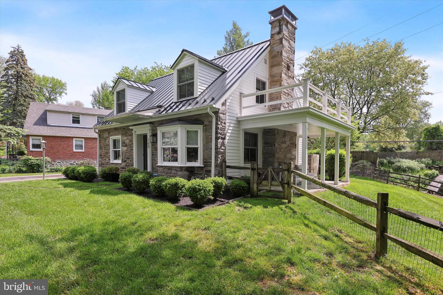 160 Rolling Rd Property Photo
