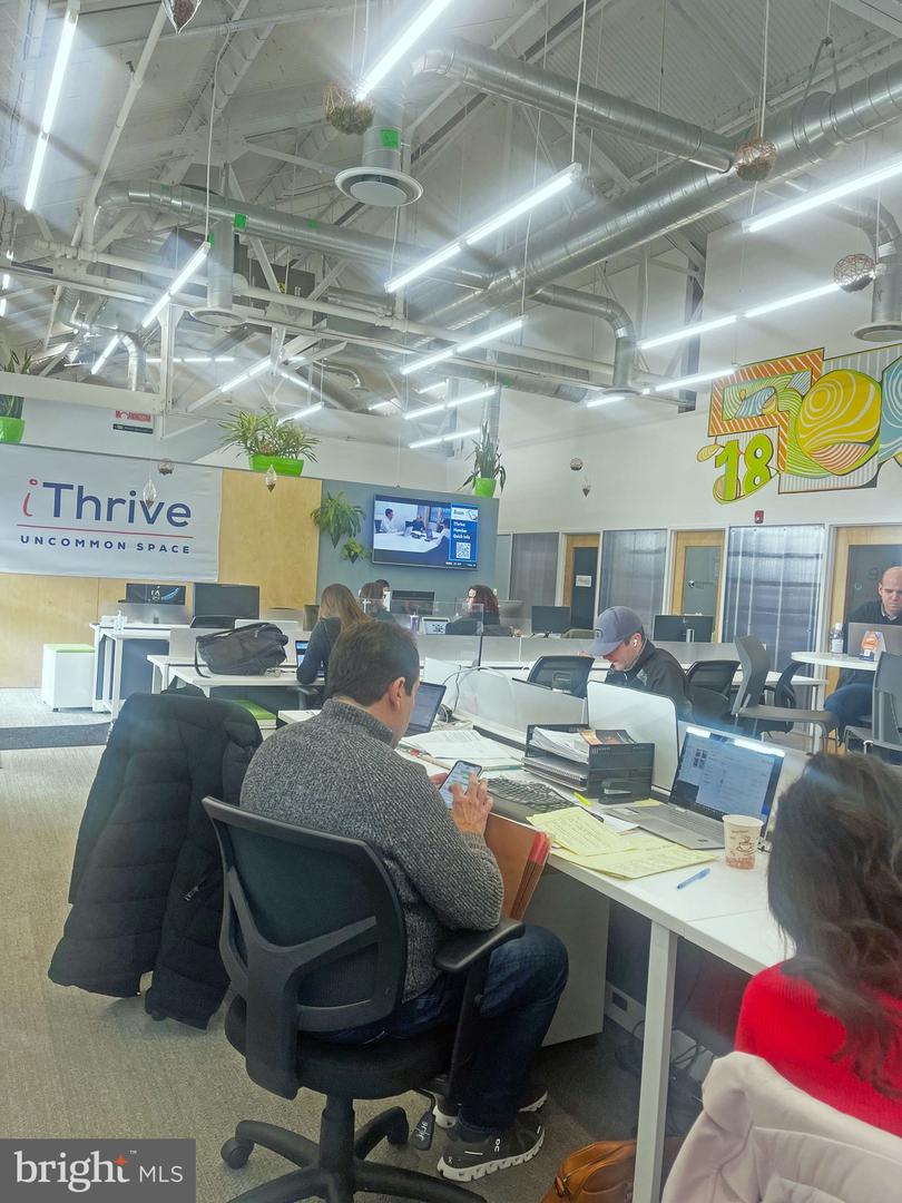 300 Brookside Ave #unlimited Coworking Property Photo 2