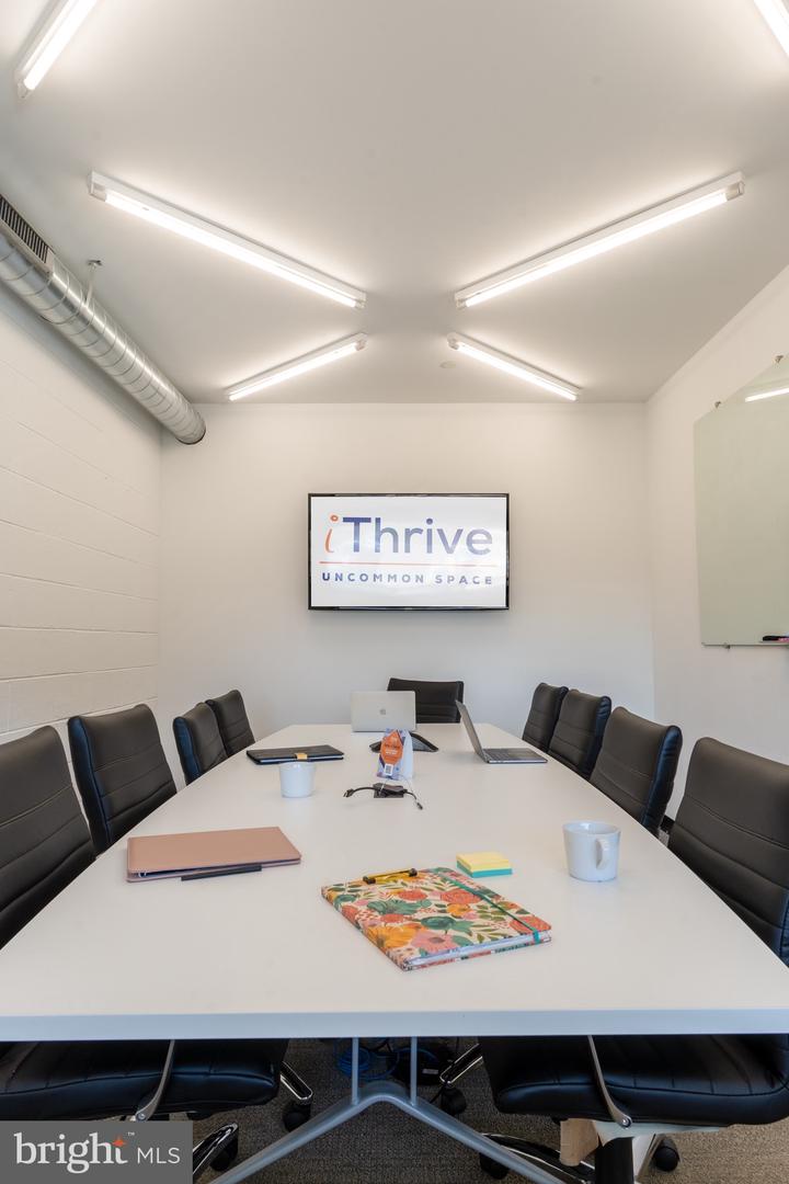 300 Brookside Ave #unlimited Coworking Property Photo 5
