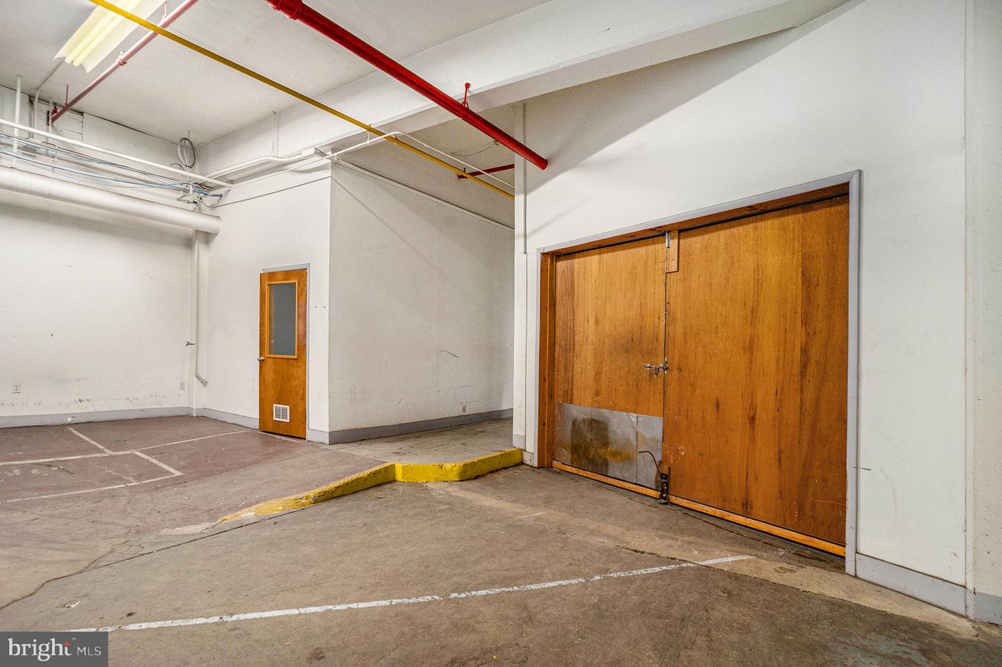 22 E High St Property Photo 8