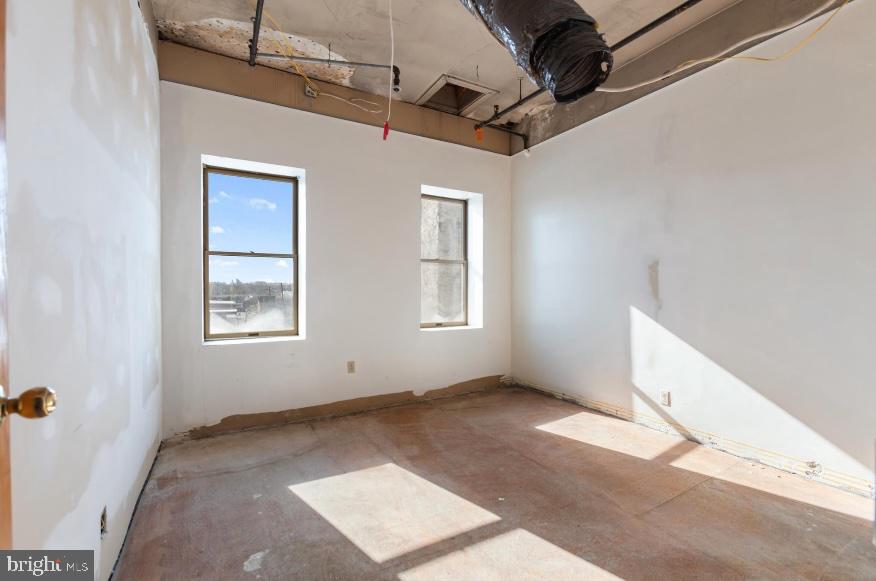 238-244 E High St Property Photo 5