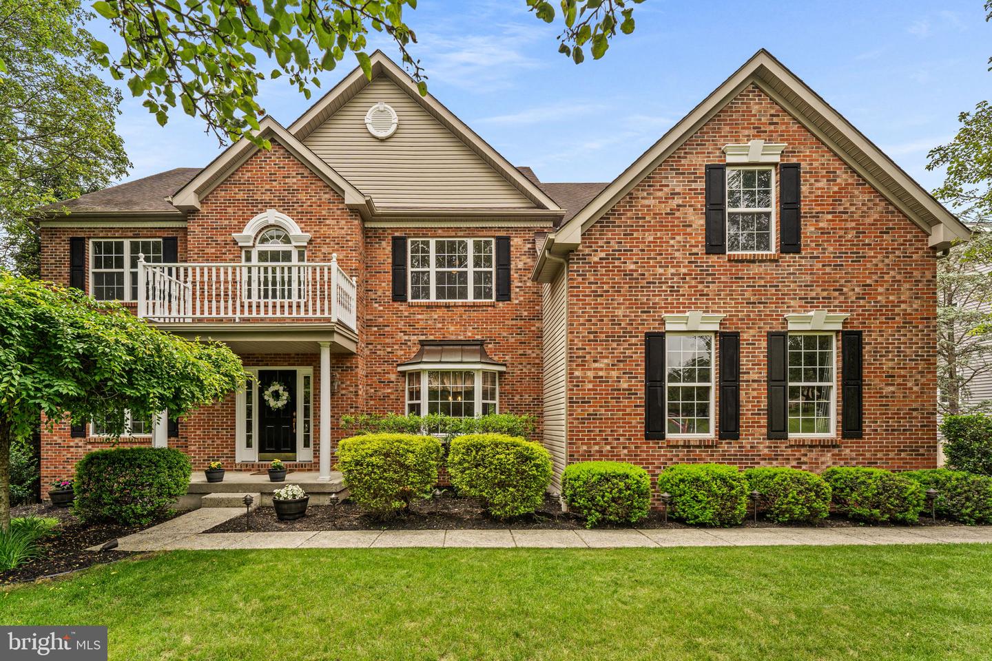 816 ARBOR LN