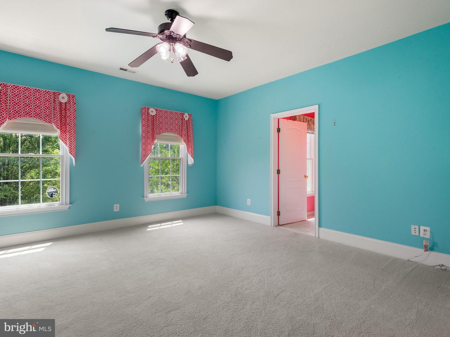 9 Goldfinch Cir Property Photo 48
