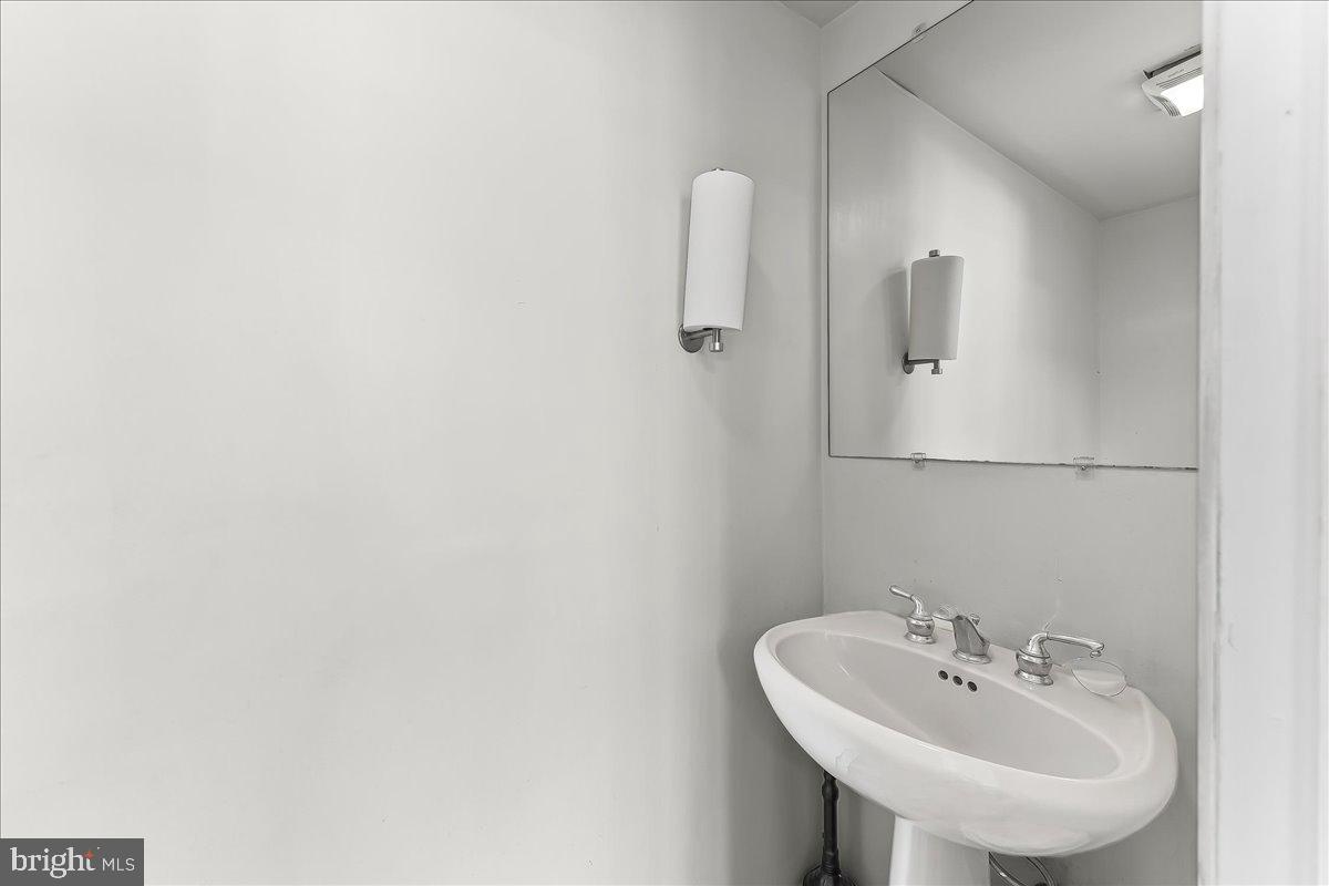 828 Matsonford Rd Property Photo 17