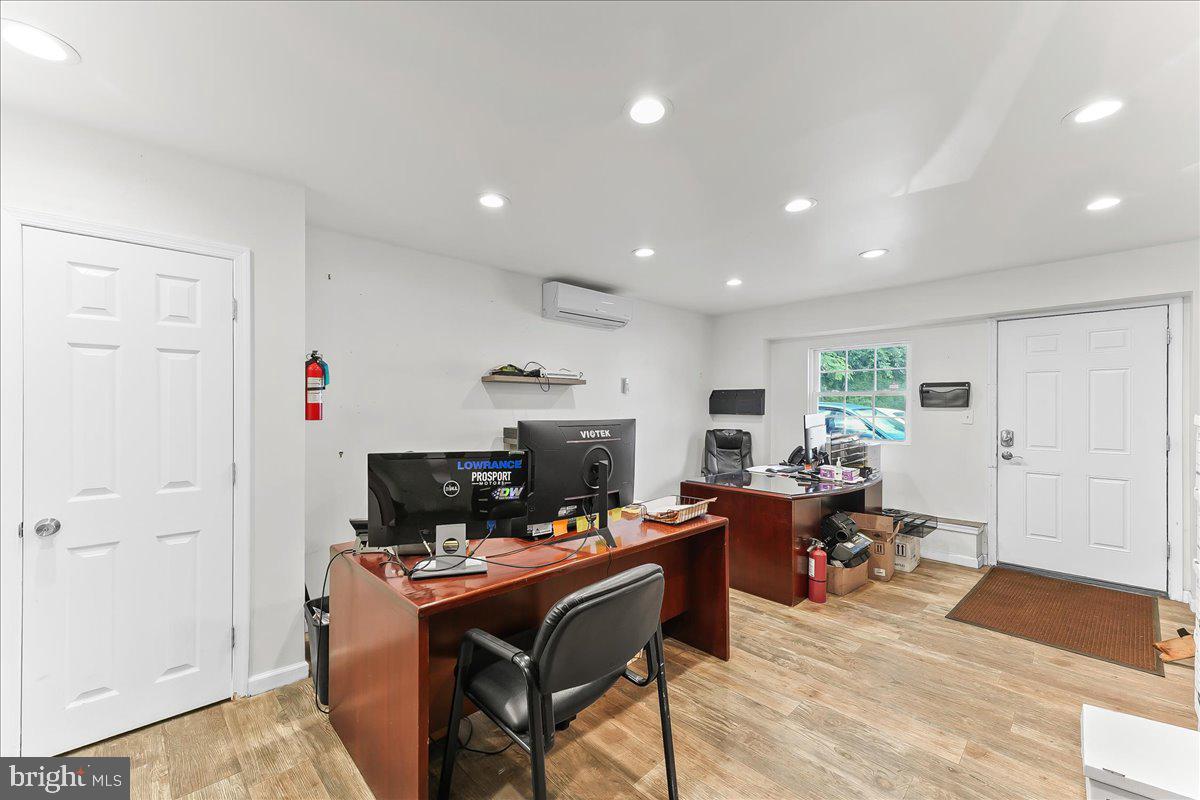828 Matsonford Rd Property Photo 26
