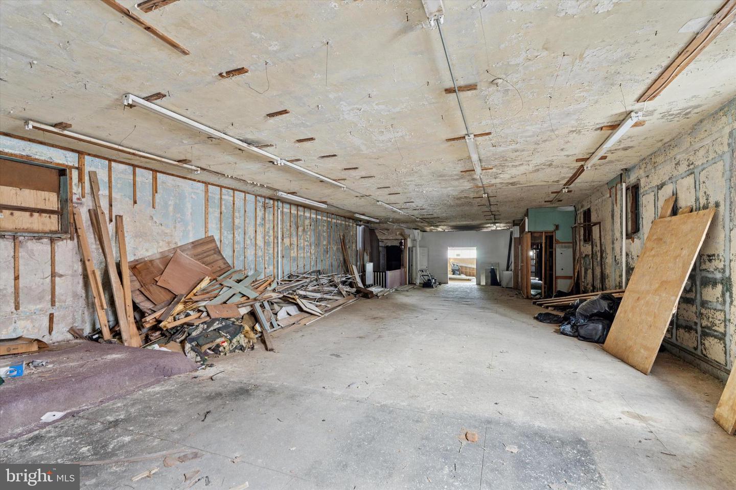433 E High St Property Photo 5