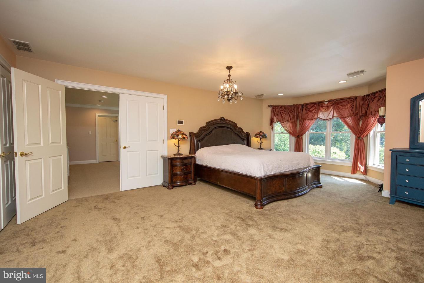 1695 Huntingdon Rd Property Photo 24