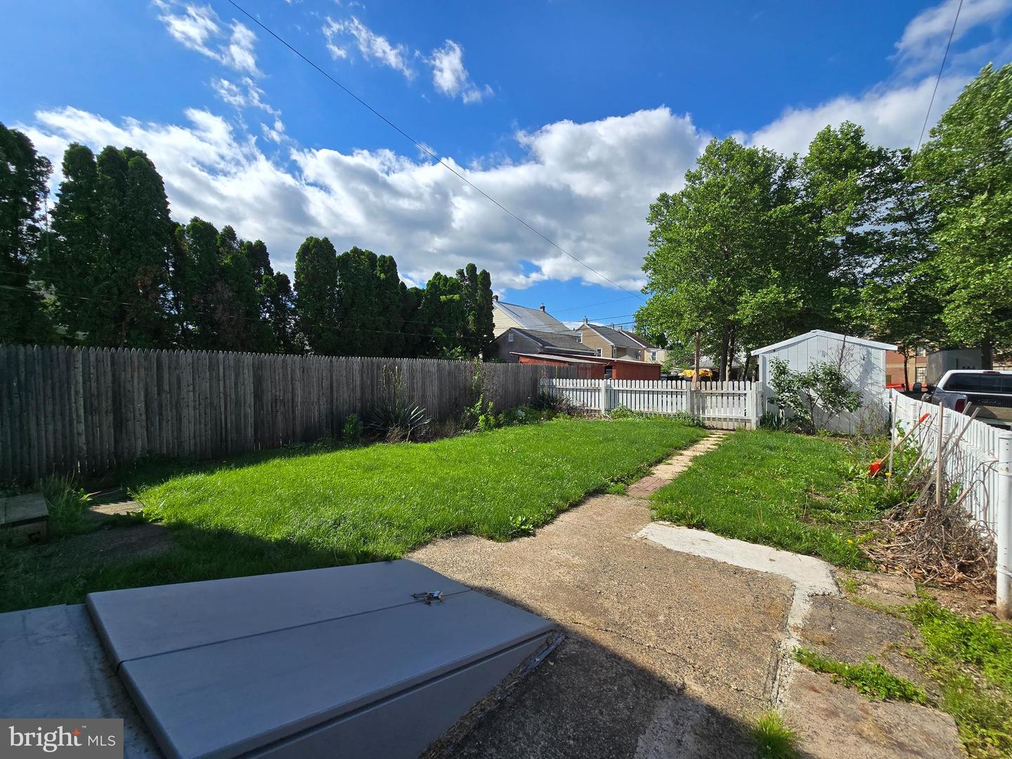 245 Beech St Property Photo 11