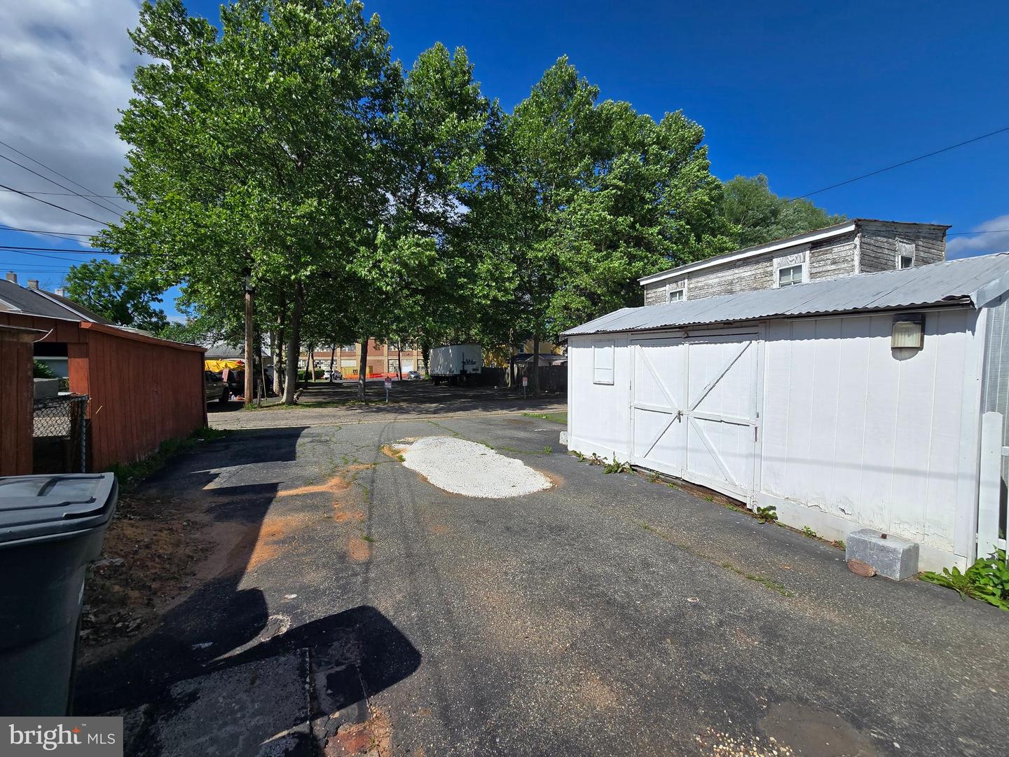 245 Beech St Property Photo 16