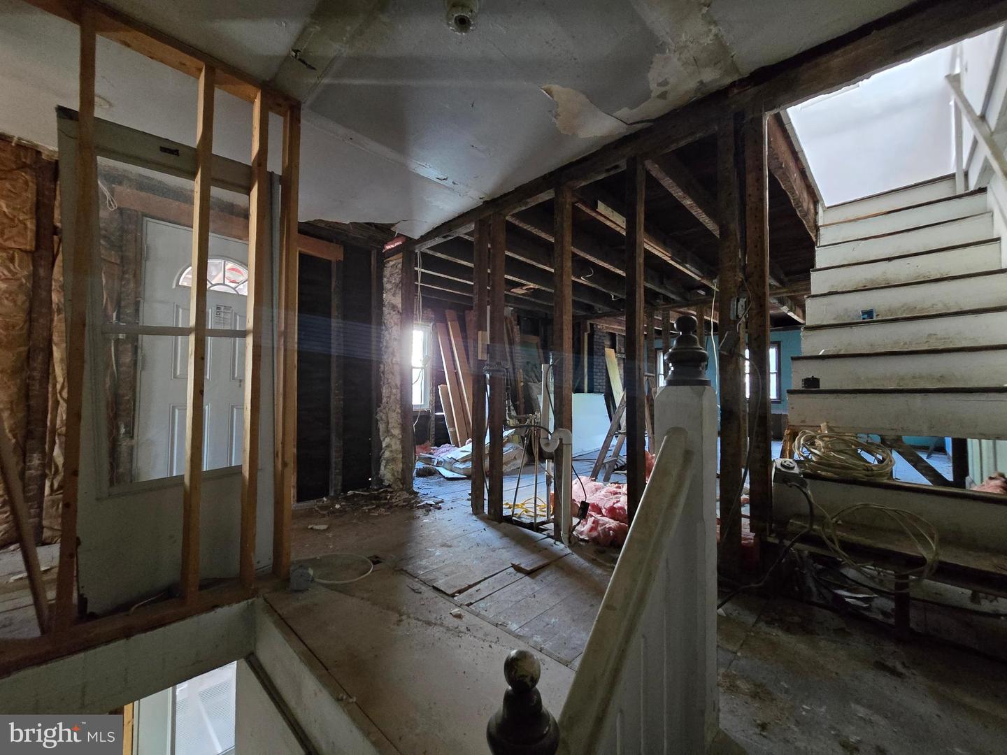 245 Beech St Property Photo 39