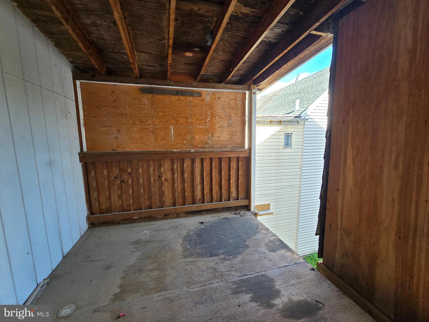 245 Beech St Property Photo 52