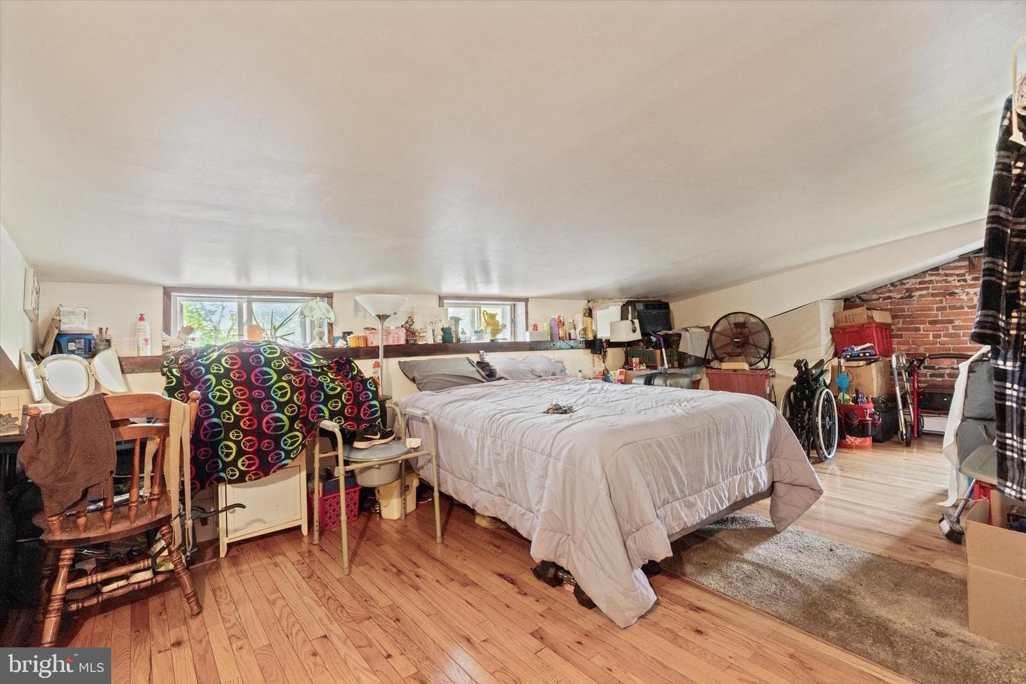 112 E Vine St Property Photo 12