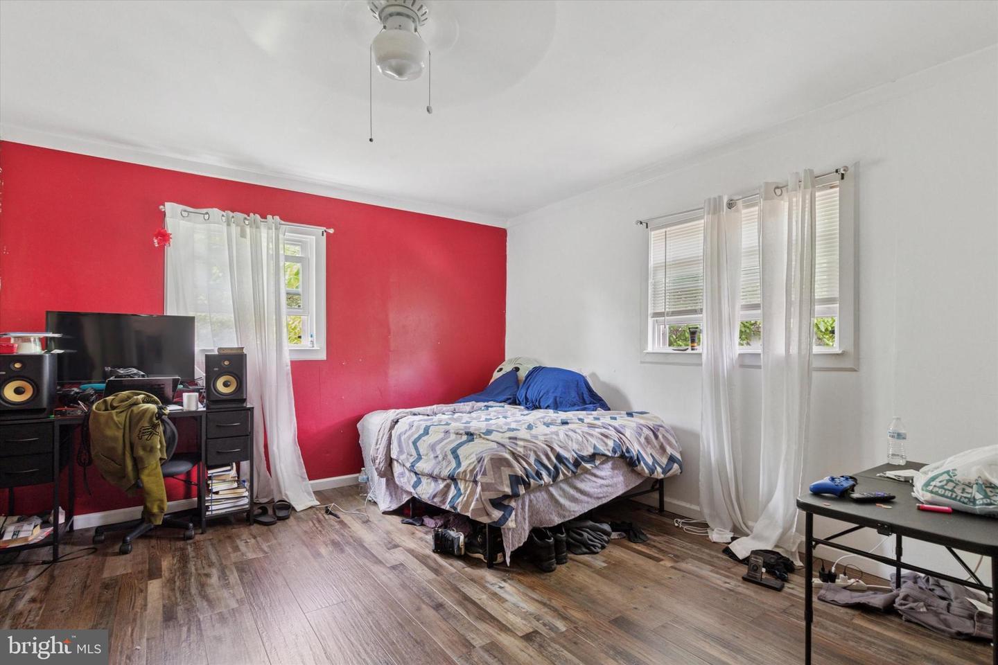 112 E Vine St Property Photo 19
