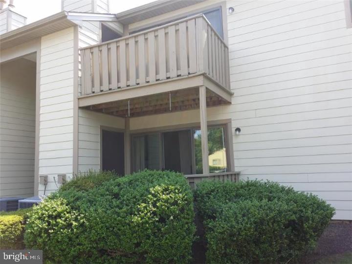 902 Thornton Ct Property Photo 1