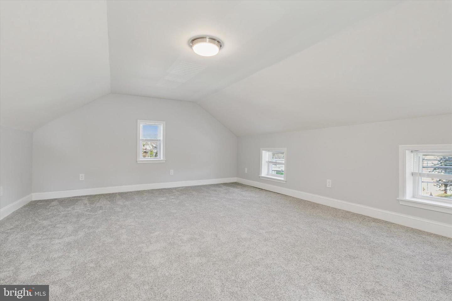 636 Ridge Pike Property Photo 18
