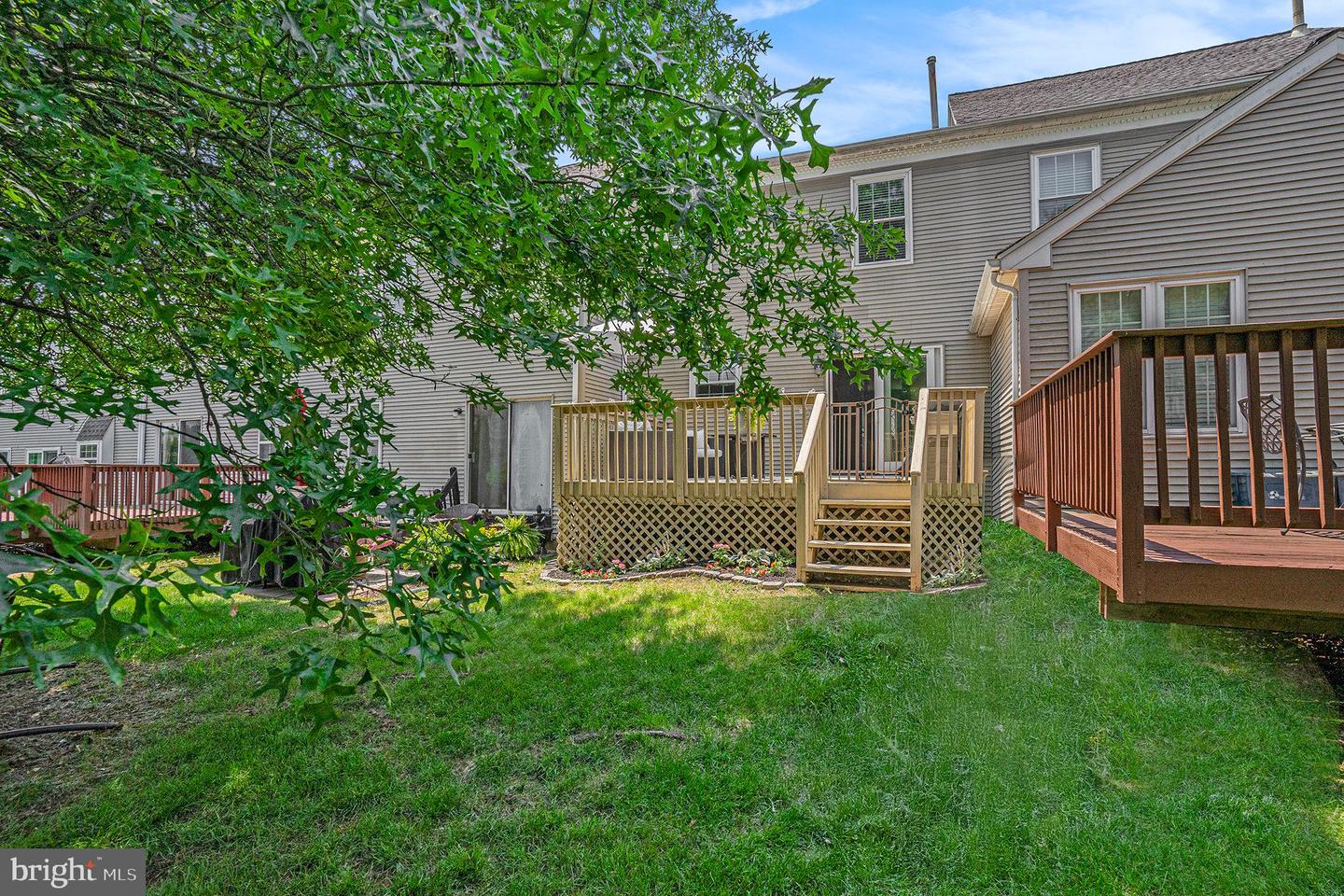 656 Longwood Rd Property Photo 37