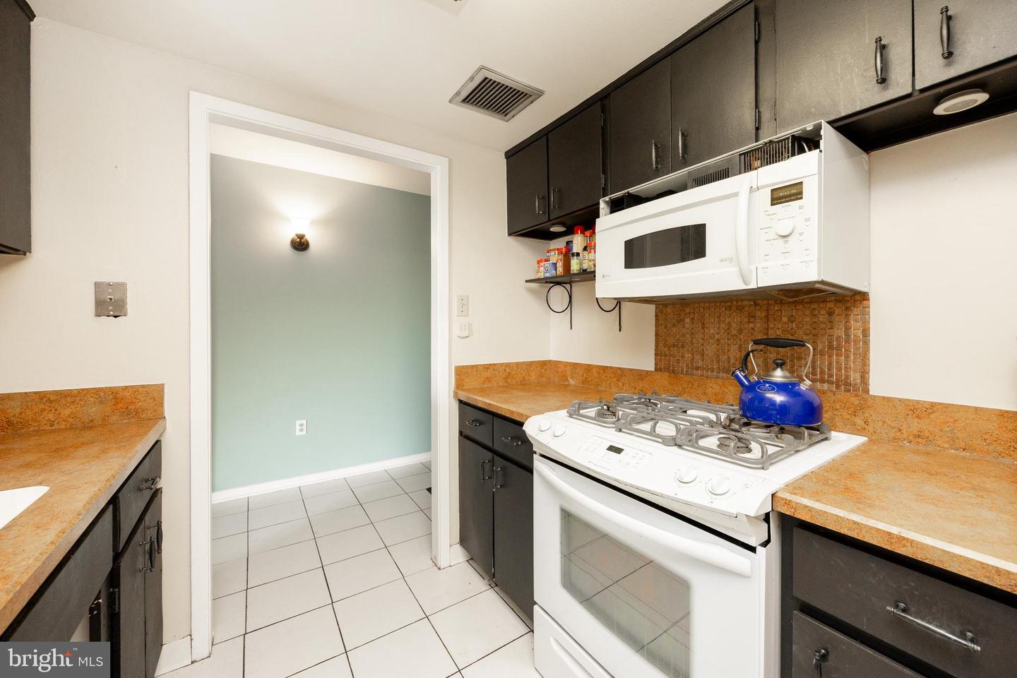 309 Florence Ave #420-n Property Photo 7