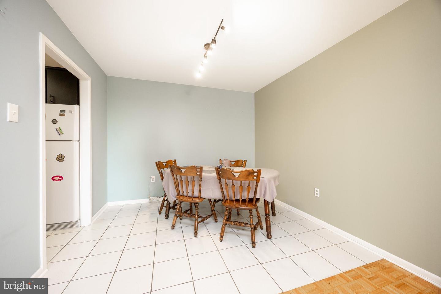 309 Florence Ave #420-n Property Photo 9