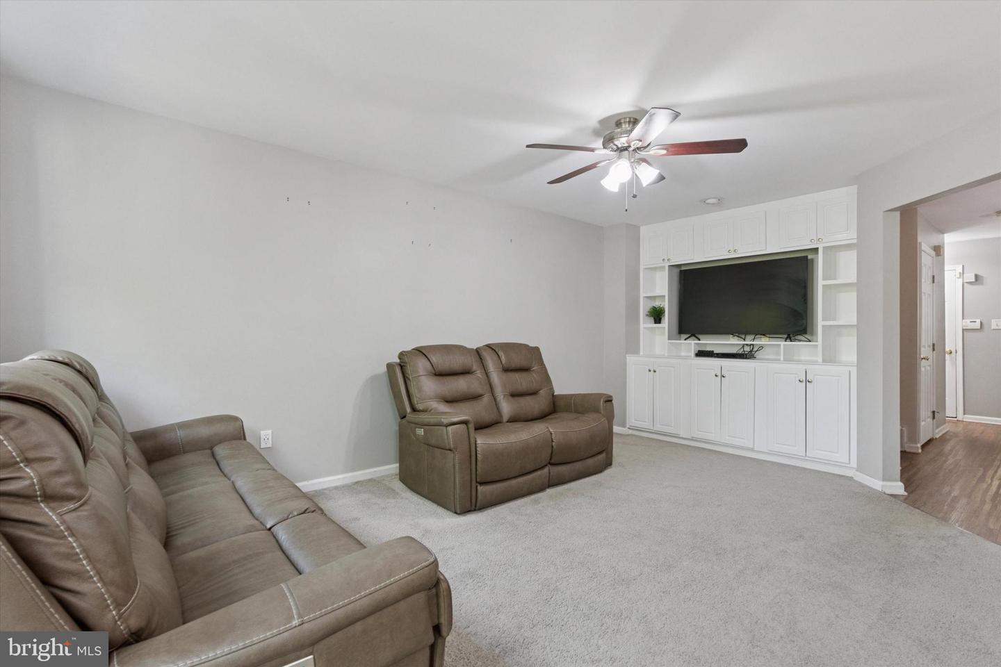 78 Walker Property Photo 11