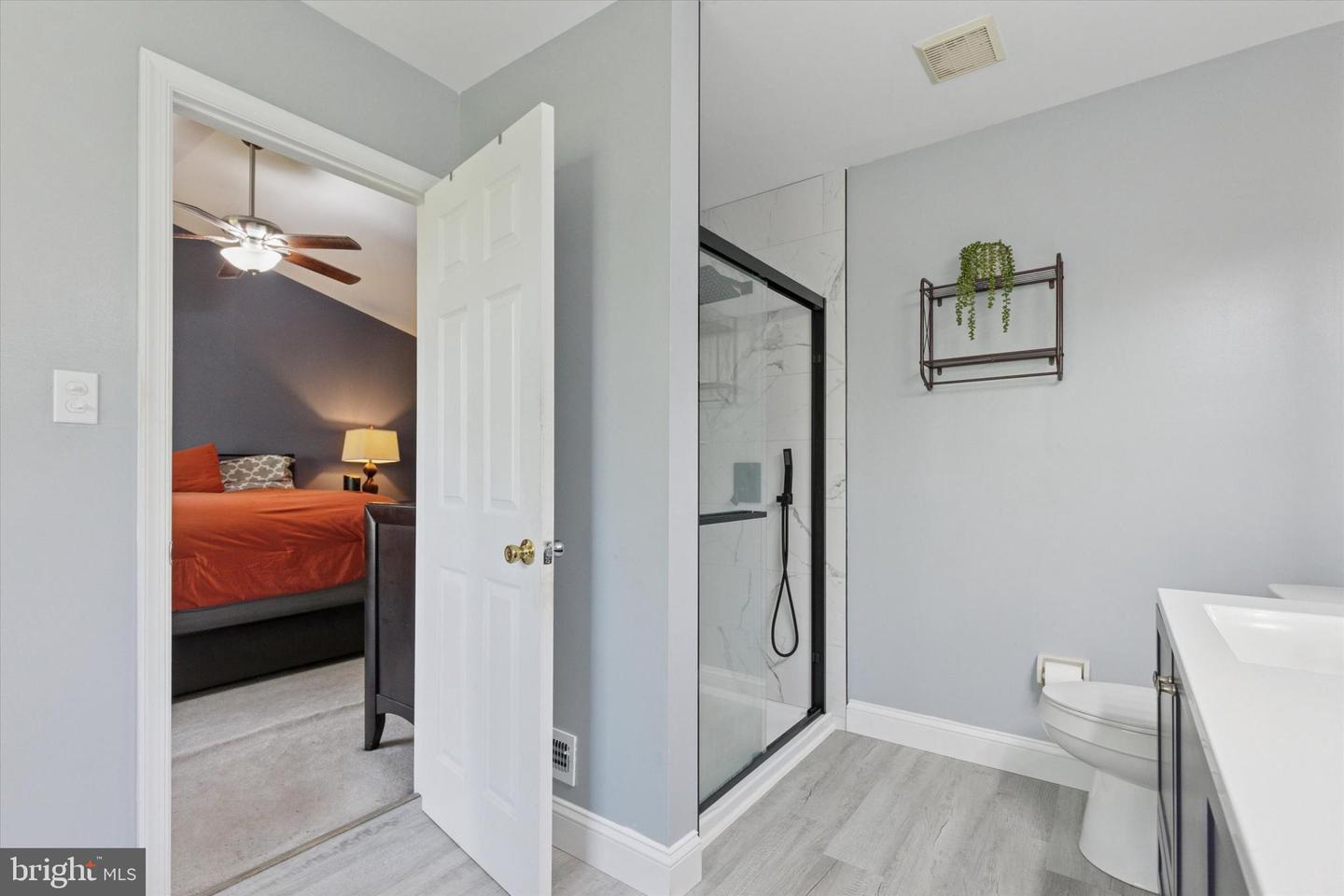 78 Walker Property Photo 17