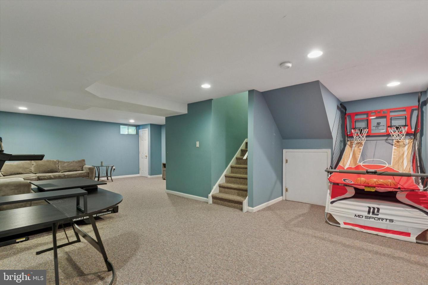 78 Walker Property Photo 23