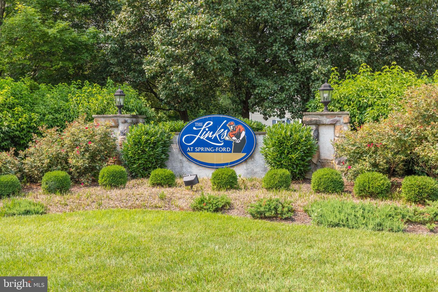 78 Walker Property Photo 27