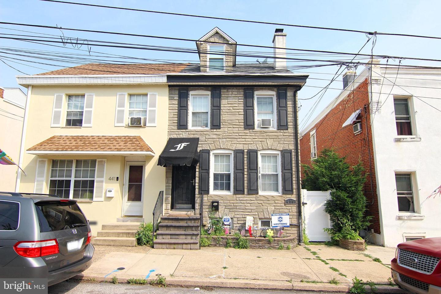 439 PROSPECT ST Property Photo 1