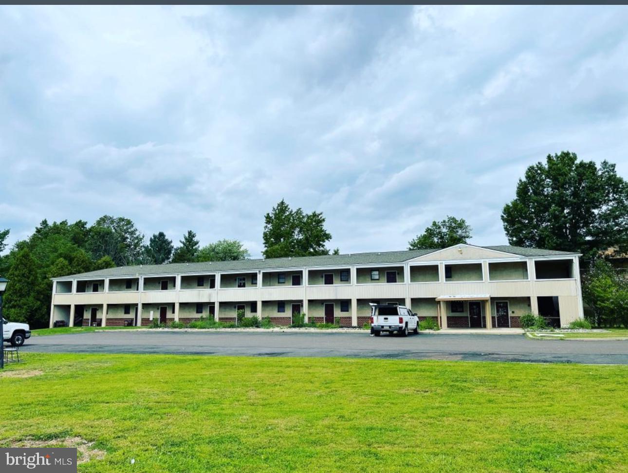 792 BETHLEHEM PIKE