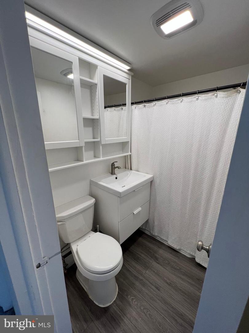 454 Old Lancaster Rd #6 Property Photo 6