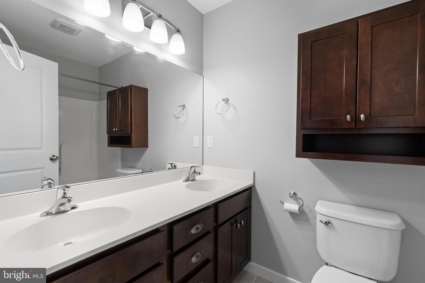 413 Jefferson St #3 Property Photo 26