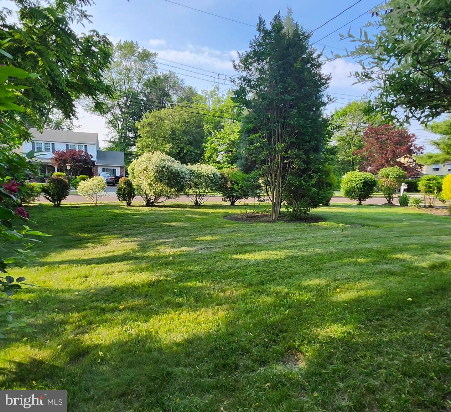 10 Lawrence Rd Property Photo 18