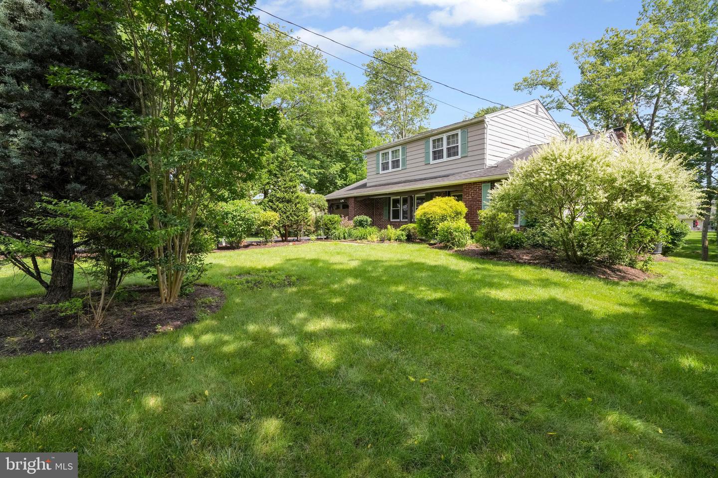 10 Lawrence Rd Property Photo 40