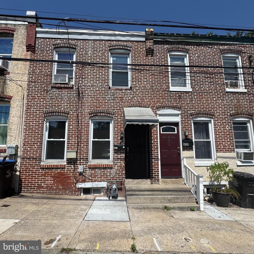 807 Violet St Property Photo 1