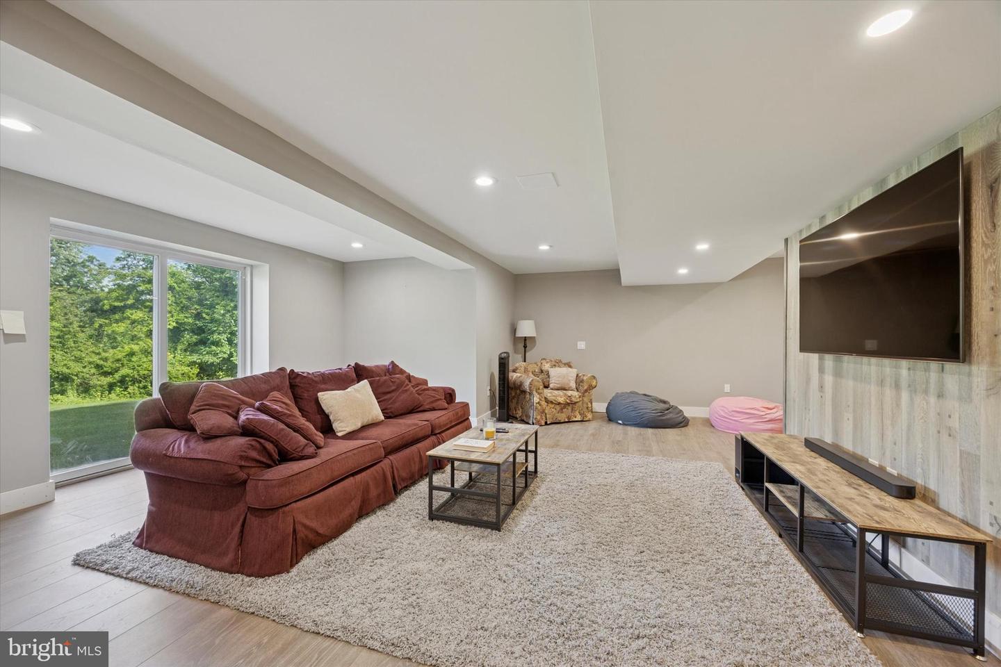 101 Jessica Cir Property Photo 33