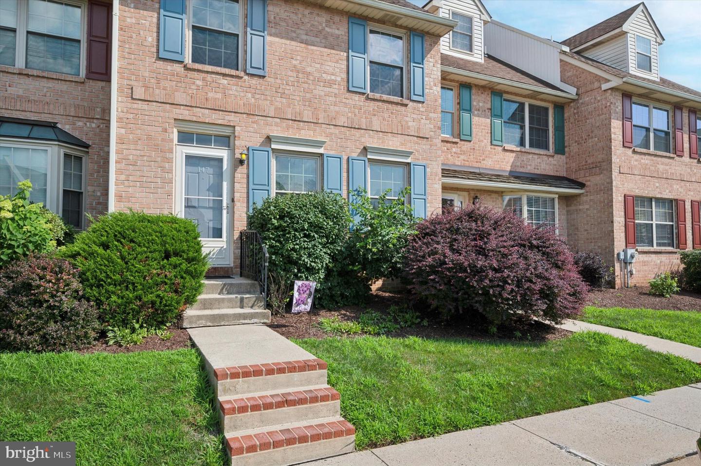 147 Jefferson Ct Property Photo 1