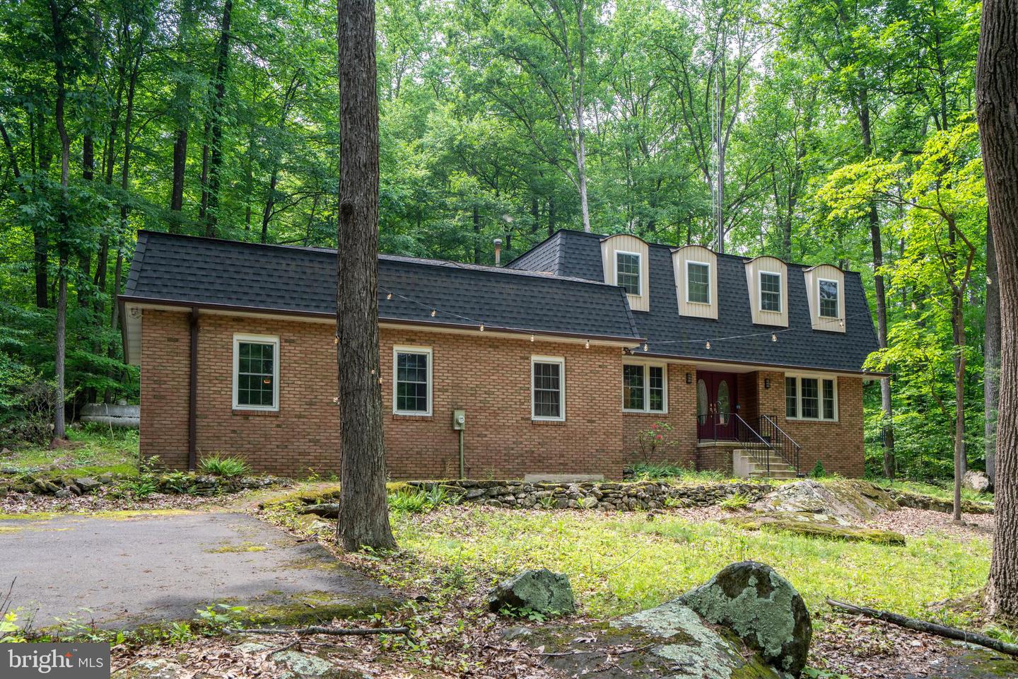 284 Whites Mill Rd Property Photo 4