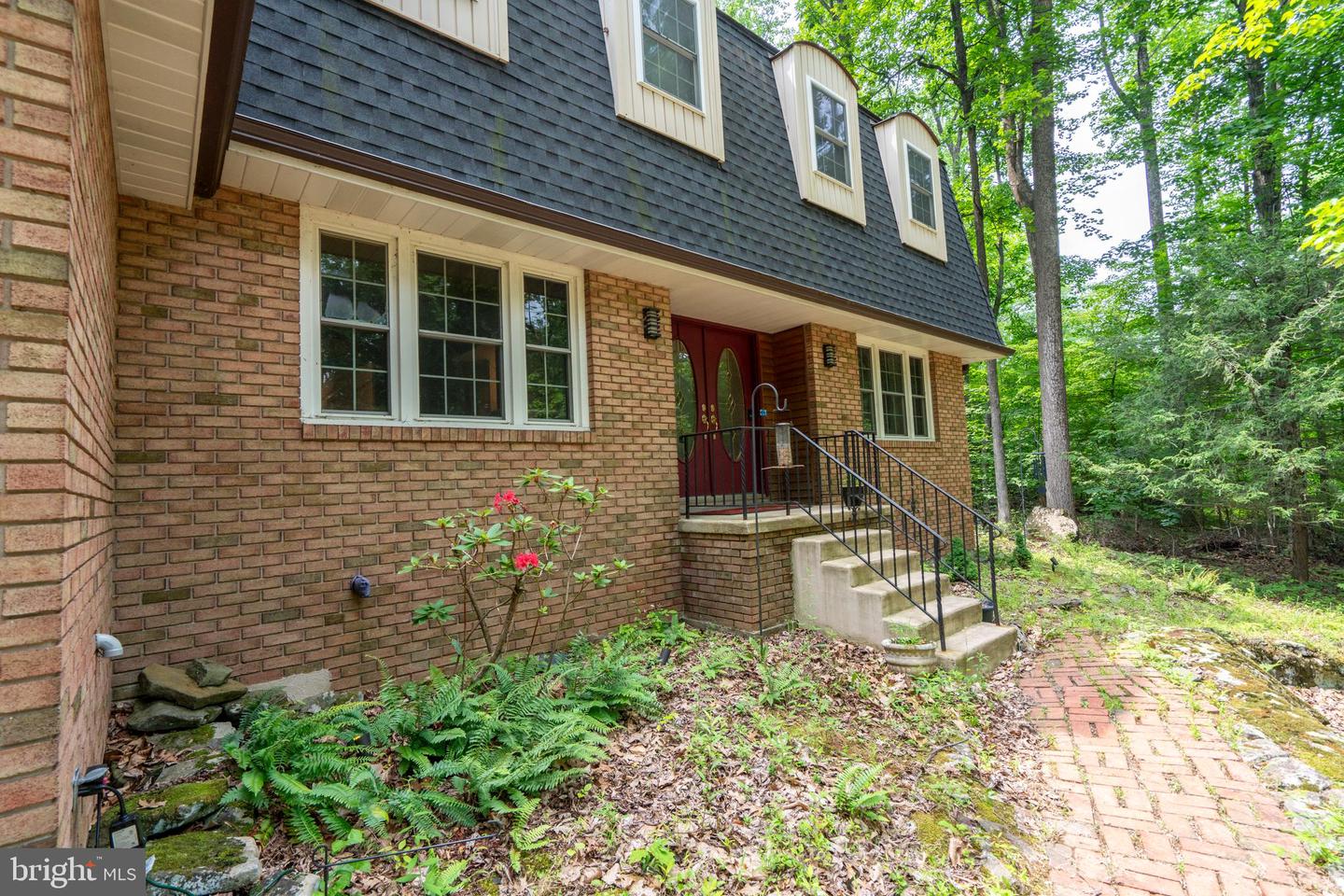 284 Whites Mill Rd Property Photo 6