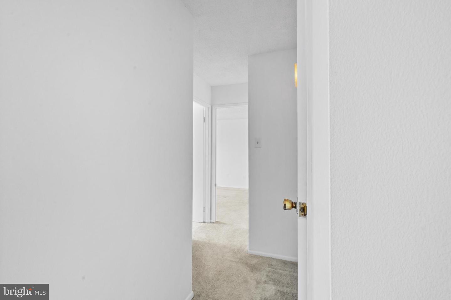 666 W Germantown Pike #2706 Property Photo 18