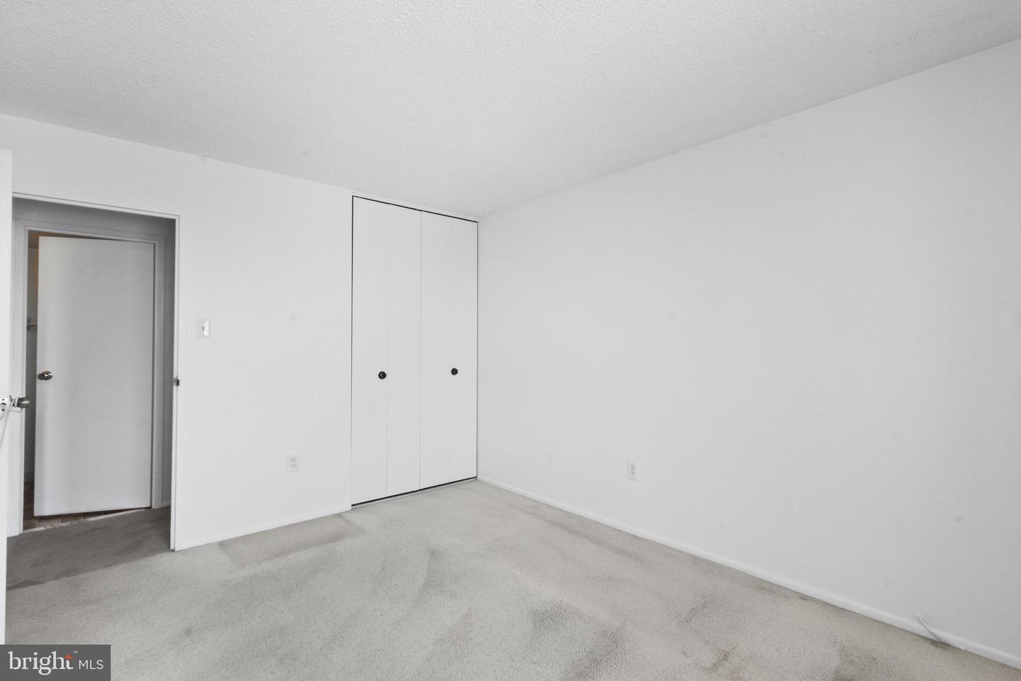 666 W Germantown Pike #2706 Property Photo 21