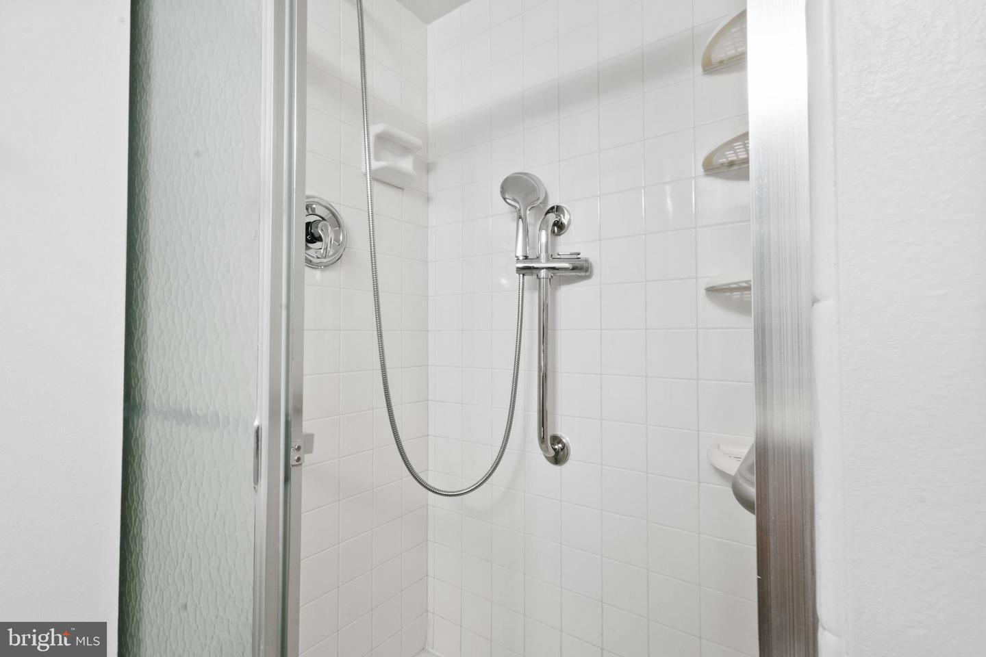 666 W Germantown Pike #2706 Property Photo 23