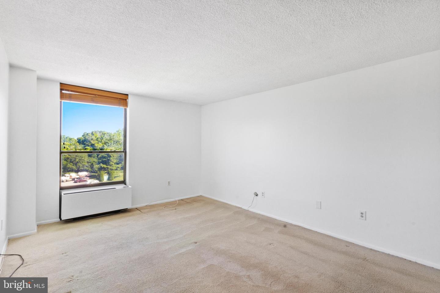 666 W Germantown Pike #2706 Property Photo 25