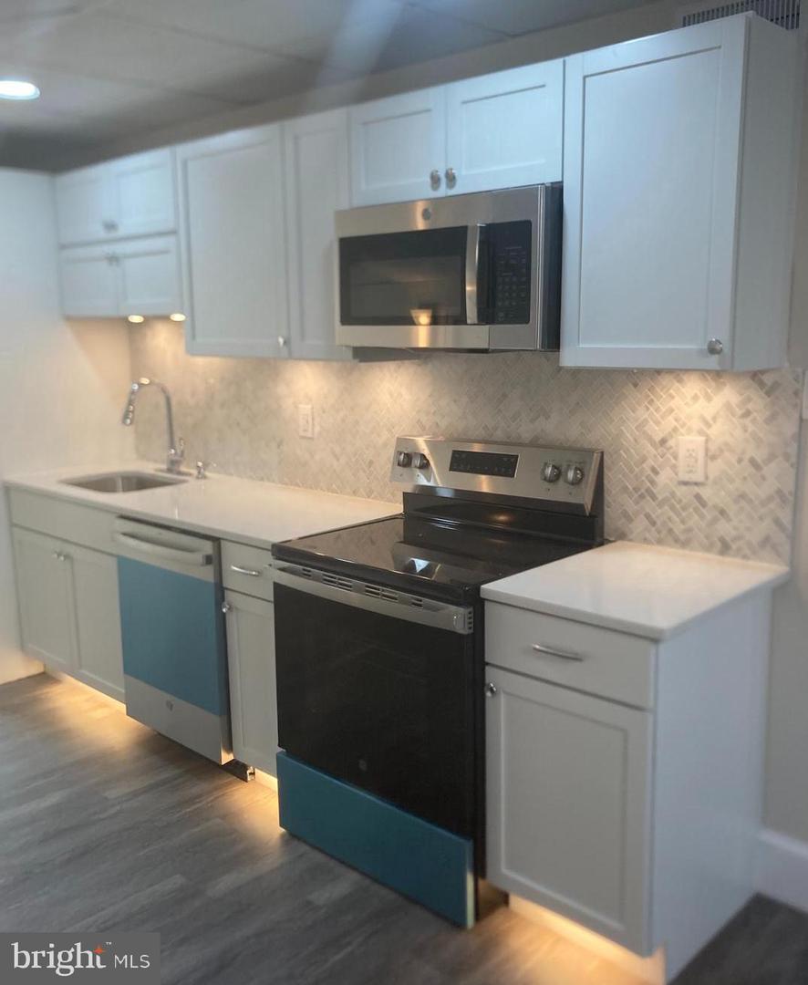 506 S Bethlehem Pike #b12 Property Photo 1