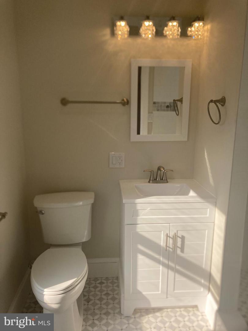506 S Bethlehem Pike #b12 Property Photo 7