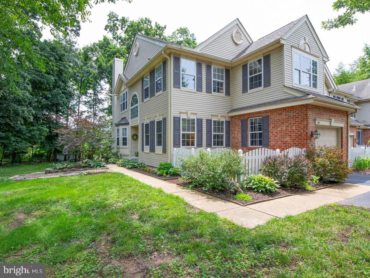 457 Penn Oak Ct Property Photo 1